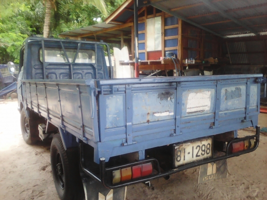 สีล้อ อีซูซุ 100แรง รถพร้อมใช้งาน ภาษีไม่ขาด ทะเบียนพร้อมโอน ราคา98,000บ