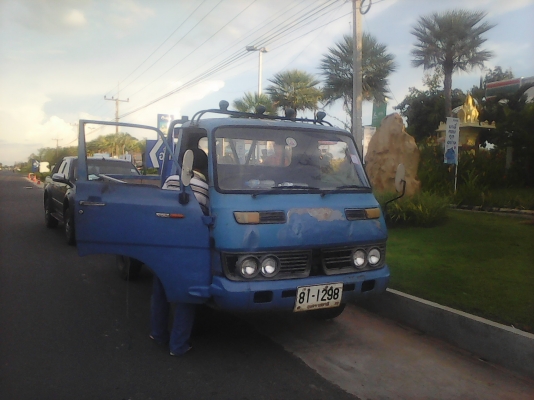 สีล้อ อีซูซุ 100แรง รถพร้อมใช้งาน ภาษีไม่ขาด ทะเบียนพร้อมโอน ราคา98,000บ