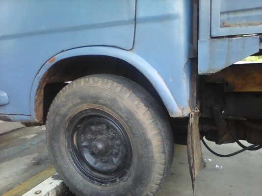 สีล้อ อีซูซุ 100แรง รถพร้อมใช้งาน ภาษีไม่ขาด ทะเบียนพร้อมโอน ราคา98,000บ