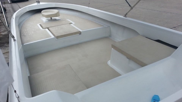 ขายเรือตกปลา15ฟุต พร้อมเทลเลอร์สภาพใหม่