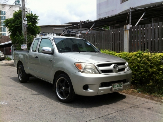 ขายTOYOTA VIGO D4D 2.5 cab พวงมาลัยเพาเวอร์ พร้อมใช้