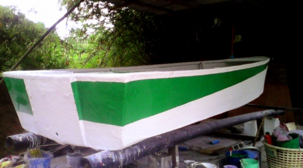 เรือไฟเบอร์  13ฟุ๊ต  ฉีดโฟมโตท้องทั้งลำ