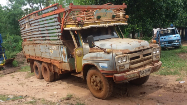 170.000 บาท ขาย 10ล้อหัวยาว2เพลาเดิมๆสโลว์ เครื่อง6BB1/145แรง ทะเบียนพร้อมโอน