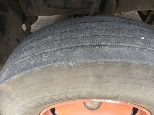 รถอีซูซุ 10 ล้อดั้ม FXZ 360 แรงม้า. ปี 53 ( ขายแม่ , ลูก ) สนใจติดต่อ 081 - 6079515 รถอีซูซุ 10 ล้อดั้ม FXZ 360 แรงม้า. ปี 53 ( ขายแม่ , ลูก ) สนใจติดต่อ 081 - 6079515