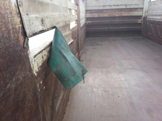 รถอีซูซุ 10 ล้อดั้ม FXZ 360 แรงม้า. ปี 53 ( ขายแม่ , ลูก ) สนใจติดต่อ 081 - 6079515 รถอีซูซุ 10 ล้อดั้ม FXZ 360 แรงม้า. ปี 53 ( ขายแม่ , ลูก ) สนใจติดต่อ 081 - 6079515