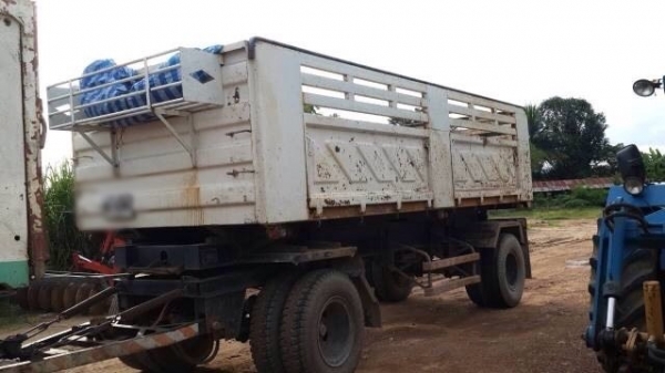 ขายลูกพ่วงดัมพ์สามมิตร 2 เพลา สภาพเดิมพร้อมใช้งาน ทะเบียนพร้อม