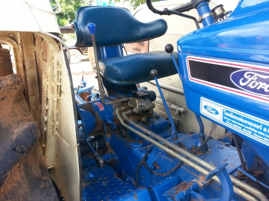 ขายรถไถFORD 6610 เครื่องT3 อุปกรณ์ดันหน้า-ผานหลัง เครื่องดี ช่วงล่างแน่น ทำงานเร็ว สภาพพร้อมใช้งาน เอกสารเล่มทะเบียนพร้อมโอน สนใจโทร090-8588220คุณนะ ID:narong498 หรือwww.truck.in.th/498