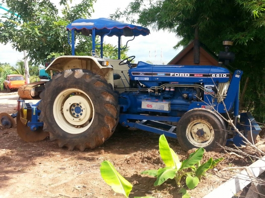 ขายรถไถFORD 6610 เครื่องT3 อุปกรณ์ดันหน้า-ผานหลัง เครื่องดี ช่วงล่างแน่น ทำงานเร็ว สภาพพร้อมใช้งาน เอกสารเล่มทะเบียนพร้อมโอน สนใจโทร090-8588220คุณนะ ID:narong498 หรือwww.truck.in.th/498