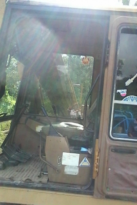 ขายCAT E120Bเก่านอกใช้งานได้ไม่ถึง1ปี เอกสารเล่ม สภาพสวยพร้อมใช้ ราคาต่อรองได้ ติดต่อได้ที่คุณ อ๊อฟ พิจิตร 086-737-9991