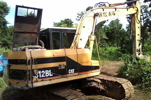 ขายCAT E120Bเก่านอกใช้งานได้ไม่ถึง1ปี เอกสารเล่ม สภาพสวยพร้อมใช้ ราคาต่อรองได้ ติดต่อได้ที่คุณ อ๊อฟ พิจิตร 086-737-9991