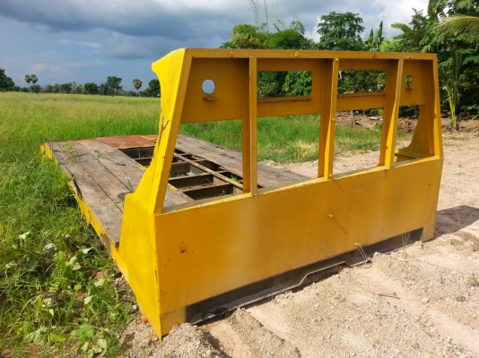 ขายหางเทรลเลอร์ขึ้นแบคโค200 เหล็กดี หางใหญ่ พร้อมใช้งาน สนใจโทร090-8588220คุณนะ ID:narong498 หรือwww.truck.in.th/498