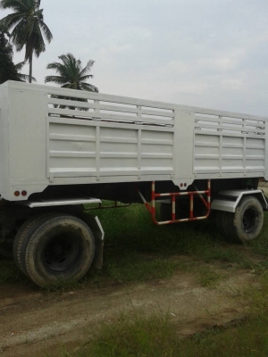 มี8หางลูกพ่วง 2คานดั๊ม กระบะเหล็ก แล้วแต่สภาพ สภาพสวยพร้อมใช้ ราคาต่อรองได้ ติดต่อได้ที่คุณ อ๊อฟ พิจิตร 086-737-9991