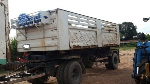 มี8หางลูกพ่วง 2คานดั๊ม กระบะเหล็ก แล้วแต่สภาพ สภาพสวยพร้อมใช้ ราคาต่อรองได้ ติดต่อได้ที่คุณ อ๊อฟ พิจิตร 086-737-9991