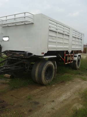 มี8หางลูกพ่วง 2คานดั๊ม กระบะเหล็ก แล้วแต่สภาพ สภาพสวยพร้อมใช้ ราคาต่อรองได้ ติดต่อได้ที่คุณ อ๊อฟ พิจิตร 086-737-9991