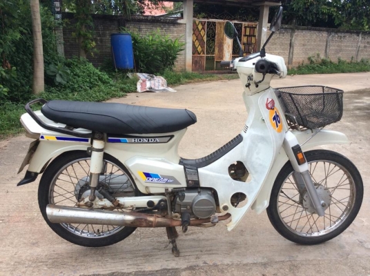 ดรีมุรุสภาสีขาวทะเบียนโอนสภาพเดิมโลโก้ครบขาย12800บาท ดรีมุรุสภาสีขาวทะเบียนโอนสภาพเดิมโลโก้ครบขาย12800บาท