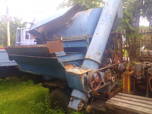 นินิสัพร้อมตู้สีและเครืองท้าย อีซูซุ74แรง เล่มทะเบียนชุดโอนพร้อม   ชื้อ1แถม1เครืองท้าย ครับ