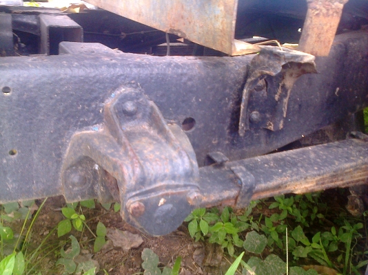 นินิสัพร้อมตู้สีและเครืองท้าย อีซูซุ74แรง เล่มทะเบียนชุดโอนพร้อม   ชื้อ1แถม1เครืองท้าย ครับ