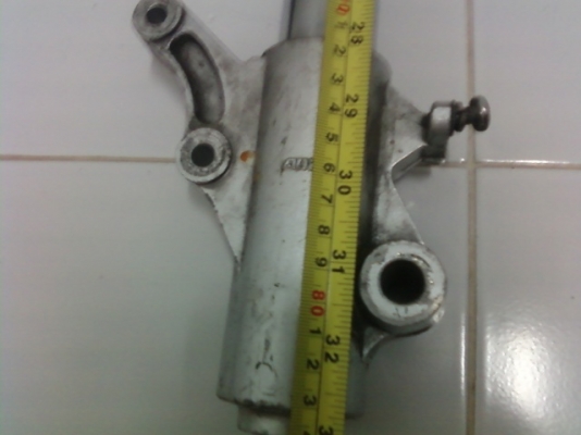 ขายโช๊ค อัพไซดาวน์ (upside down) สภาพใช้ได้มีข้างเดียว ราคา 2000 บาท ถอดออกจาก บิ๊กไบค์ ขายโช๊ค อัพไซดาวน์ (upside down) สภาพใช้ได้มีข้างเดียว ราคา 2000 บาท ถอดออกจาก บิ๊กไบค์