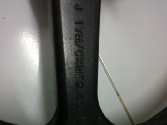 ขาย ล้อแม็ก ENKAI ขอบ 17 / 3.5 นิ้ว ใส่ล้อหน้า CBR 1000 ราคา 1500 ขาย ล้อแม็ก ENKAI ขอบ 17 / 3.5 นิ้ว ใส่ล้อหน้า CBR 1000 ราคา 1500