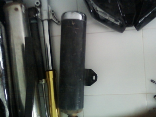 ขายปลายท่อไอเสีย kawasaki  ninja 250 cc ราคา 500 บาท