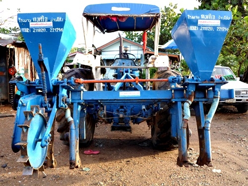 ขายรถไถไปแล้ว เลยไม่ได้ใช้แล้วกะซื้อมาใช้เองแต่ไม่ทันได้ใช้ ขายครับ