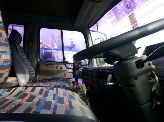 ขายHINO FM3M ปี40 เครื่อง240แรง เครื่องดี คัชซีสวย แอร์เย็น พ.เพาเวอร์ เบรกทิฟฟี่ สภาพพร้อมใช้งาน เอกสารพร้อมโอน จัดไฟแนนซ์ได้ เงื่อนไขง่ายๆวันเดียวรับรถ สนใจโทร090-8588220คุณนะ ID:narong498 หรือwww.truck.in.th/498