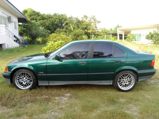 ขาย BMW 325 iA