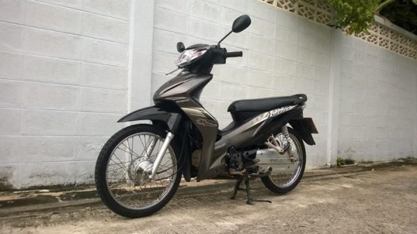 Wave110i Serviceของใหม่หมด ยาง ผ้าเบรค แบต เชคสภาพ ในราคาสุดคุ้ม