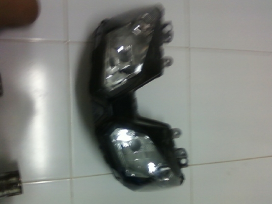 ขาย Len ไฟหน้าของนินจา 300 (ninja 300 edition speed) ราคา 1000 บาท