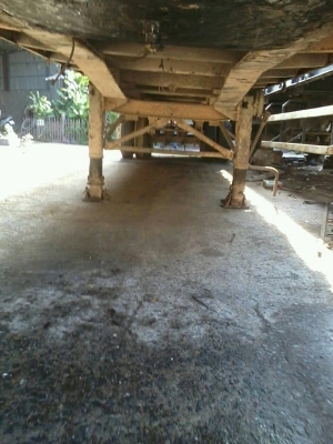 ขายหาง พื้นเรียบ 2 เพลา. ( มีขาย 2 หาง. ) สนใจติดต่อ 081 - 6079515 ขายหาง พื้นเรียบ 2 เพลา. ( มีขาย 2 หาง. ) สนใจติดต่อ 081 - 6079515