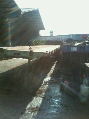 ขายหาง พื้นเรียบ 2 เพลา. ( มีขาย 2 หาง. ) สนใจติดต่อ 081 - 6079515 ขายหาง พื้นเรียบ 2 เพลา. ( มีขาย 2 หาง. ) สนใจติดต่อ 081 - 6079515