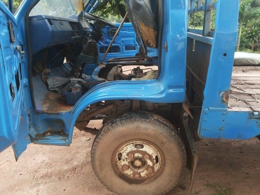 ขายรถหกล้อ TLD เครื่อง 100 ฝาดำ  ใช้งานได้