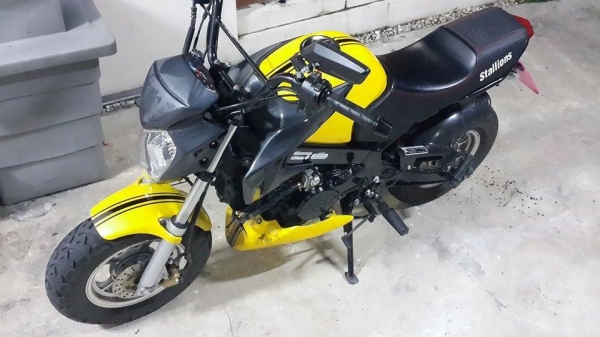 Stallions mini sport naked 125cc. ปี 57 รถพึ่งออกเงินสดมาได้เดือนกว่าๆ ใหม่เหมือนมือ1 วิ่ง 700 กม. เท่านั้น มีเล่ม เอกสารพร้อม
