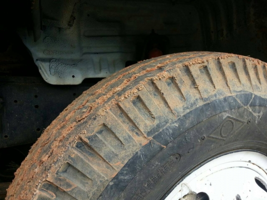 6ล้อ115แรงท้ายลาด TOYOTA BU87 เครื่องสวย..คัสซีสวย รถสวย เจ้าของดูแลดี  เล่มพร้อม...