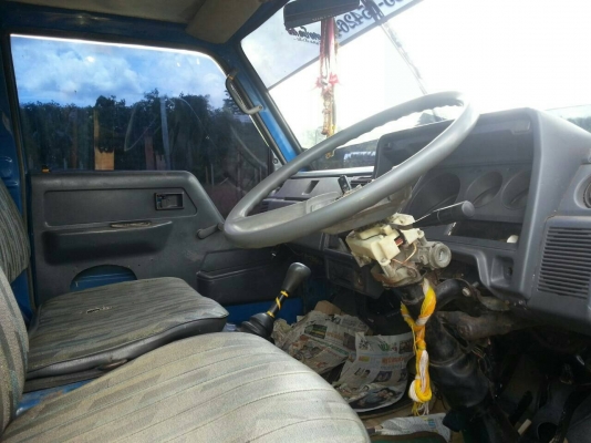 6ล้อ115แรงท้ายลาด TOYOTA BU87 เครื่องสวย..คัสซีสวย รถสวย เจ้าของดูแลดี  เล่มพร้อม...