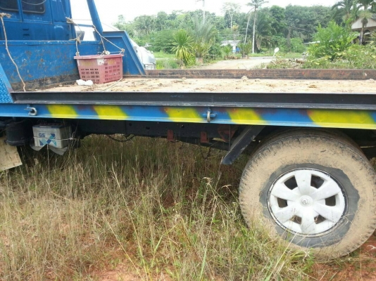 6ล้อ115แรงท้ายลาด TOYOTA BU87 เครื่องสวย..คัสซีสวย รถสวย เจ้าของดูแลดี  เล่มพร้อม...