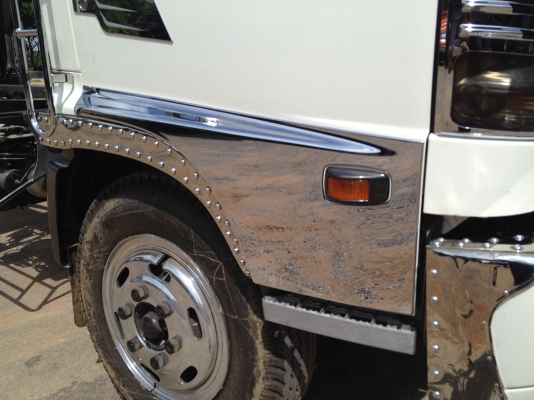 ขายครับสวยๆเลยไม่แพง HINO MEGA เครื่อง JO8C 210 แรงม้าระบบน้ำมัน สูง 1.83 ยาว 5.30 กว้าง 2.25 เมตร พร้อมของแต่ง เช็คใหม่ทำใหม่ทุกจุดพร้อมทะเบียน พร้อมรับประกัน เครื่อง, เกียร์, เฟืองท้าย สนใจแบบไหนเราสามารถสั่งประกอบใหม่ได้เลย เช็คใหม่ทุกจุด เน้นงานคุณภาพ