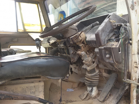 ขายรถ Mitsubishi FN527 MA เครื่อง 6D16 195 แรง เกียร์ 10 Speed หัวคัสซี พร้อมอุปกรรณ์ดั้ม