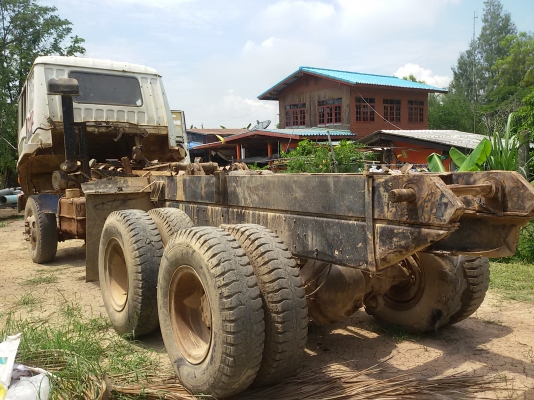 ขายรถ Mitsubishi FN527 MA เครื่อง 6D16 195 แรง เกียร์ 10 Speed หัวคัสซี พร้อมอุปกรรณ์ดั้ม