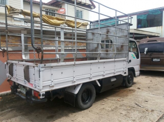 ISUZU 4 ล้อกลาง สวยเดิม แก๊ส 100 \% จาก JAPAN แรงดีประหยัด