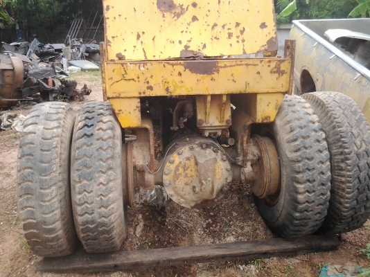 ขายตามสภาพรถฟอร์คลิฟต์ไว้ทำอะไหลเครื่องอีซูซุ