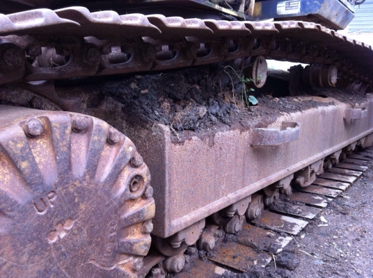 ขายรถแบ็คโฮ KOMATSU PC 200-5 เครื่องปั๊มเดิม  ซีเรียล 70,xxx เอกสารอินวอยซ์