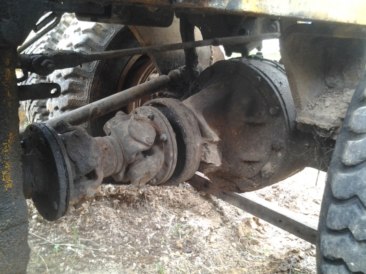 ขายตามสภาพรถฟอร์คลิฟต์ไว้ทำอะไหลเครื่องอีซูซุลดเหลือ38000บาท