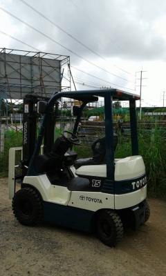 ขายด่วนรถยกไฟฟ้า TOYOTA 7FB15 เสาสูง 3 เมตร ทำเสร็จใหม่ๆสวยเทพ แบ่งกันเอาไปใช้