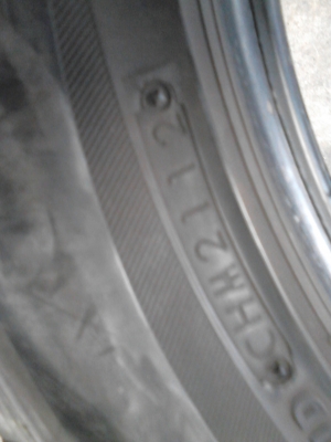 215/55R16 BRIDGESTONE TURANZA GR-90 ปี 2012 มี 2 เส้น TEL.081-427-3941