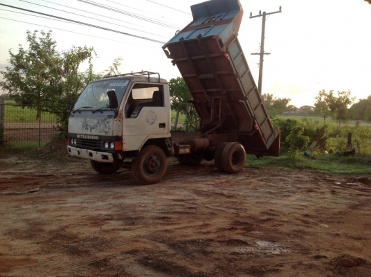 ขายครับมิสซูFE444เครื่อง4d31เครื่องดีแคชชีสวยตลอดเส้นใช้งานทุกวันทะเบียนม. 79 กระบะ3.80เมตรกว้าง2.0เมตรหัวผุไม่ยางแท้ดอก60\%