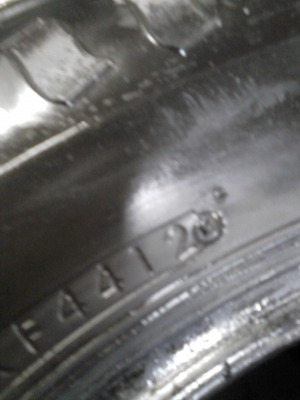 215/60R16 Firestone TZ700 ชุด 4 เส้น สวยมาก ดอกยางหนาเสมอ ปี2012 ( 4412 ) ชุด 4 เส้น  TEL.081-427-3941