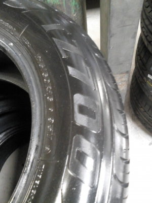 215/60R16 Firestone TZ700 ชุด 4 เส้น สวยมาก ดอกยางหนาเสมอ ปี2012 ( 4412 ) ชุด 4 เส้น  TEL.081-427-3941