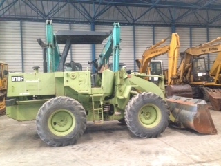 รถตักล้อยาง Caterpillar 910F #LM16 1YK03410 Wheel Loader นำเข้าเองจากญี่ปุ่น สนใจโทร. 080-6565422 (หนิง)