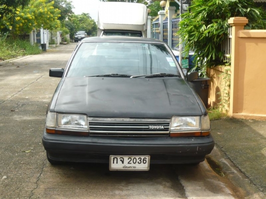 TOYOTA CORONA โฉมหน้าแหลม ติดแ LPG วิ่งได้2ระบบ